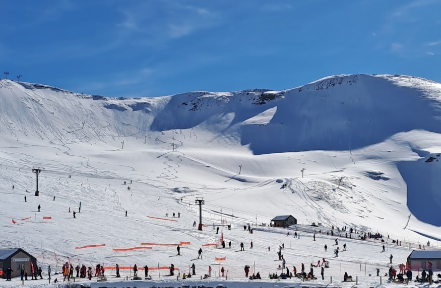 Hautes-Pyrénées : bilan positif des vacances malgré la météo capricieuse dans les stations de ski