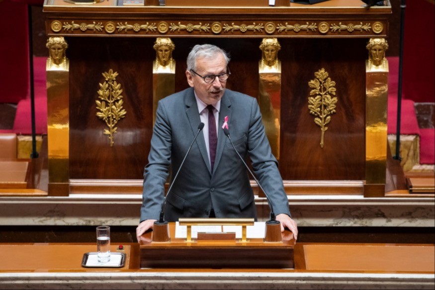 « Pour protéger nos enfants, quelle mesure structurelle comptez-vous prendre ? » la question de Jean-René Cazeneuve au ministre de la Justice