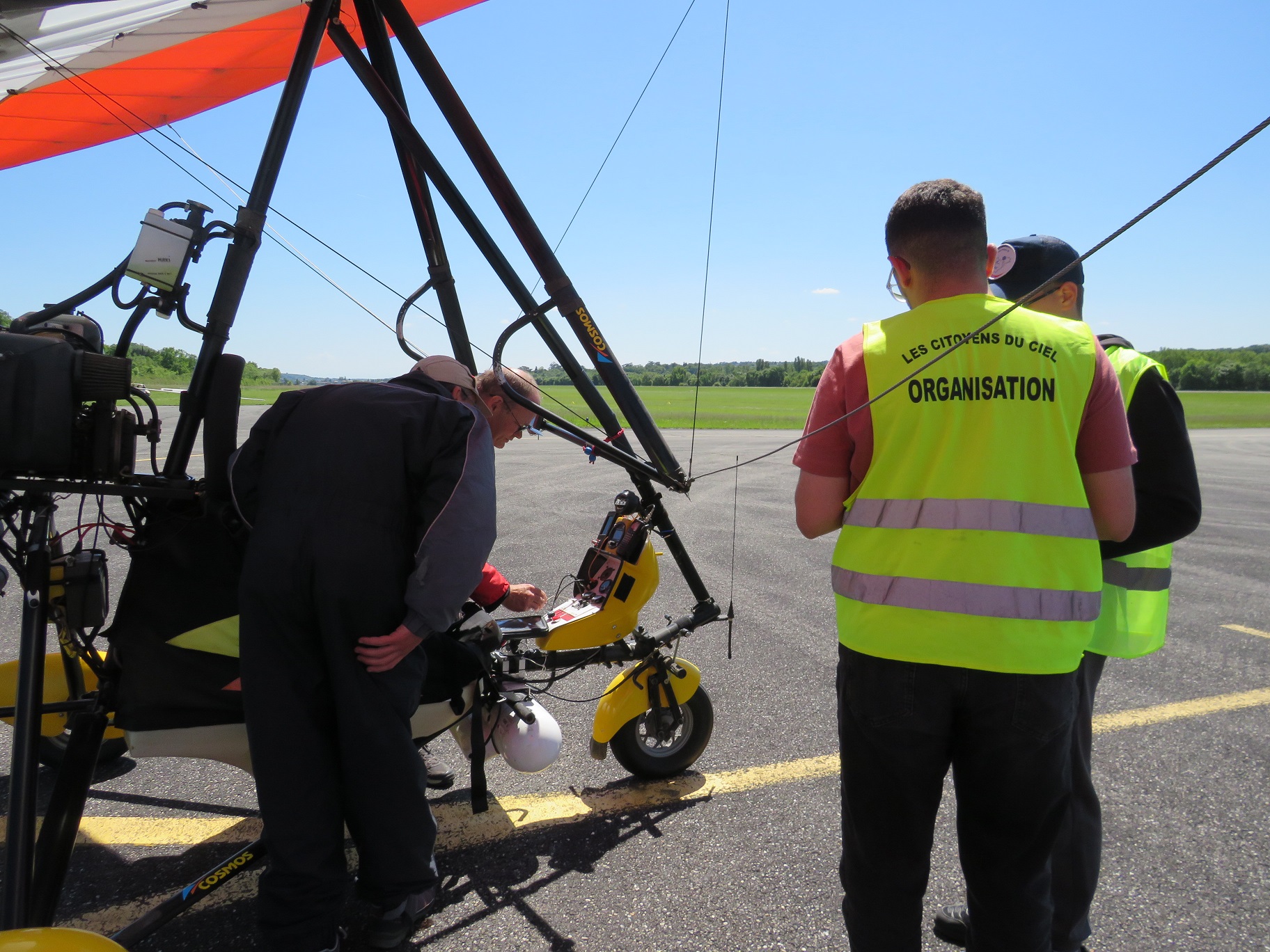 Les Citoyens du Ciel 5 aéroport Auch-Gers 17 mai 2025.JPG (744 KB)