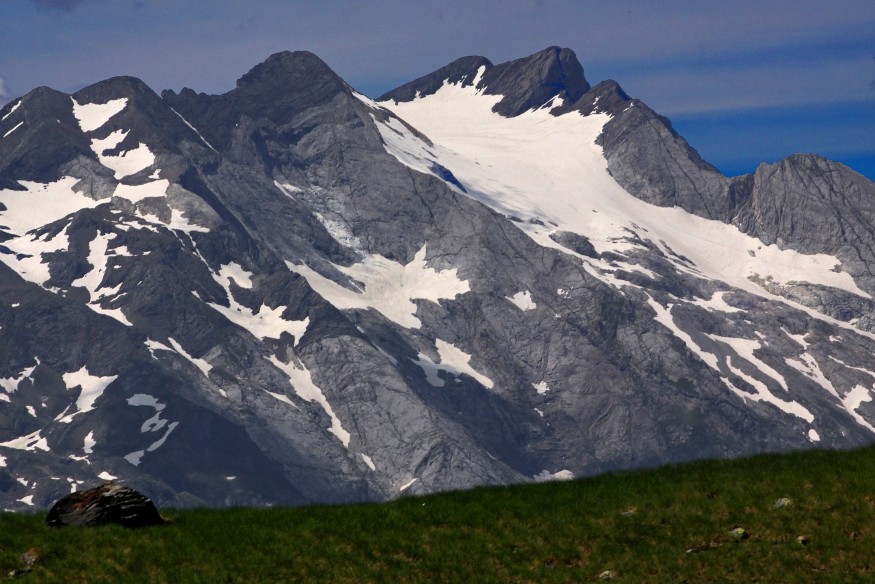 Hautes-Pyrénées : La fonte du Glacier d'Ossoue bat son record annuel, « c'est le reflet du climat »