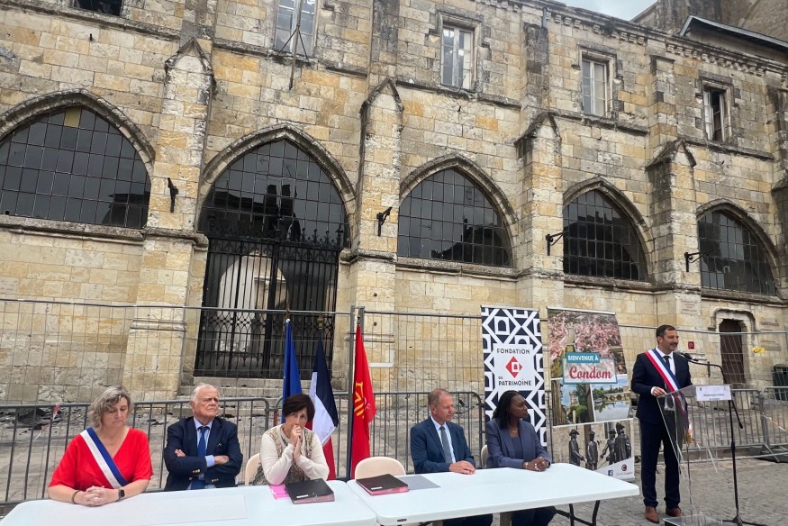 Rebâtissons ensemble le cloître de Condom » : la Fondation du Patrimoine lance un appel aux dons après le violent incendie qui a touché l'édifice